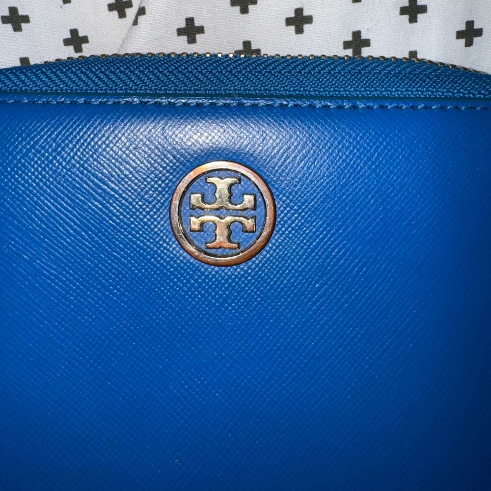 Tory Burch Wallet - Picture 2 of 10